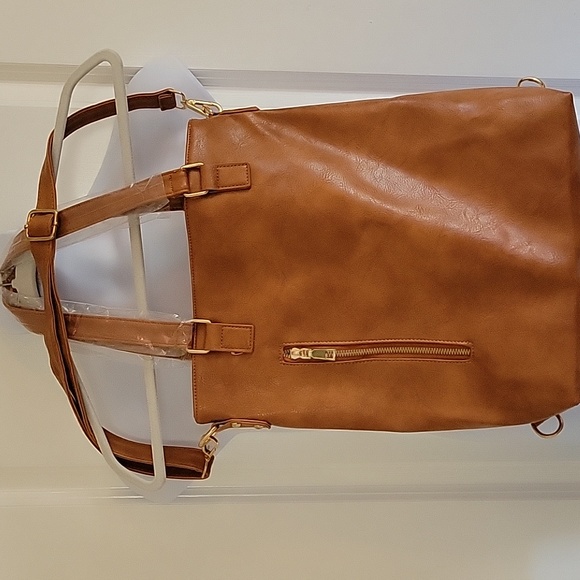 Modern + Chic Handbags - Modern + Chic